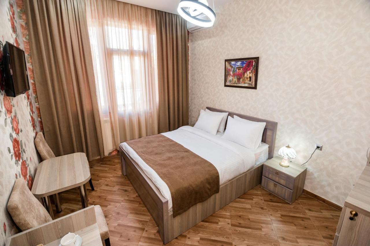 George Hotel Тбилиси Экстерьер фото