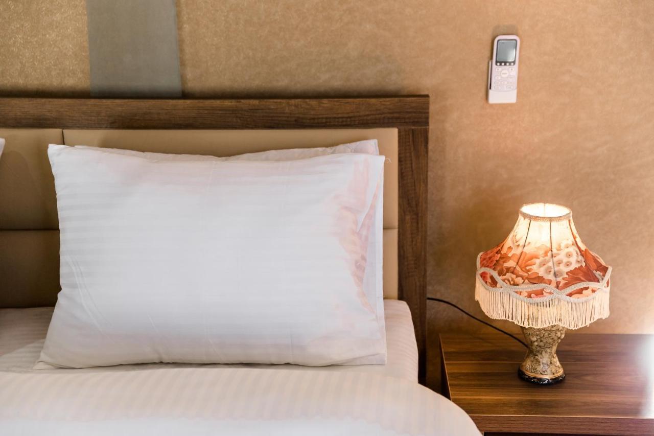 George Hotel Тбилиси Экстерьер фото