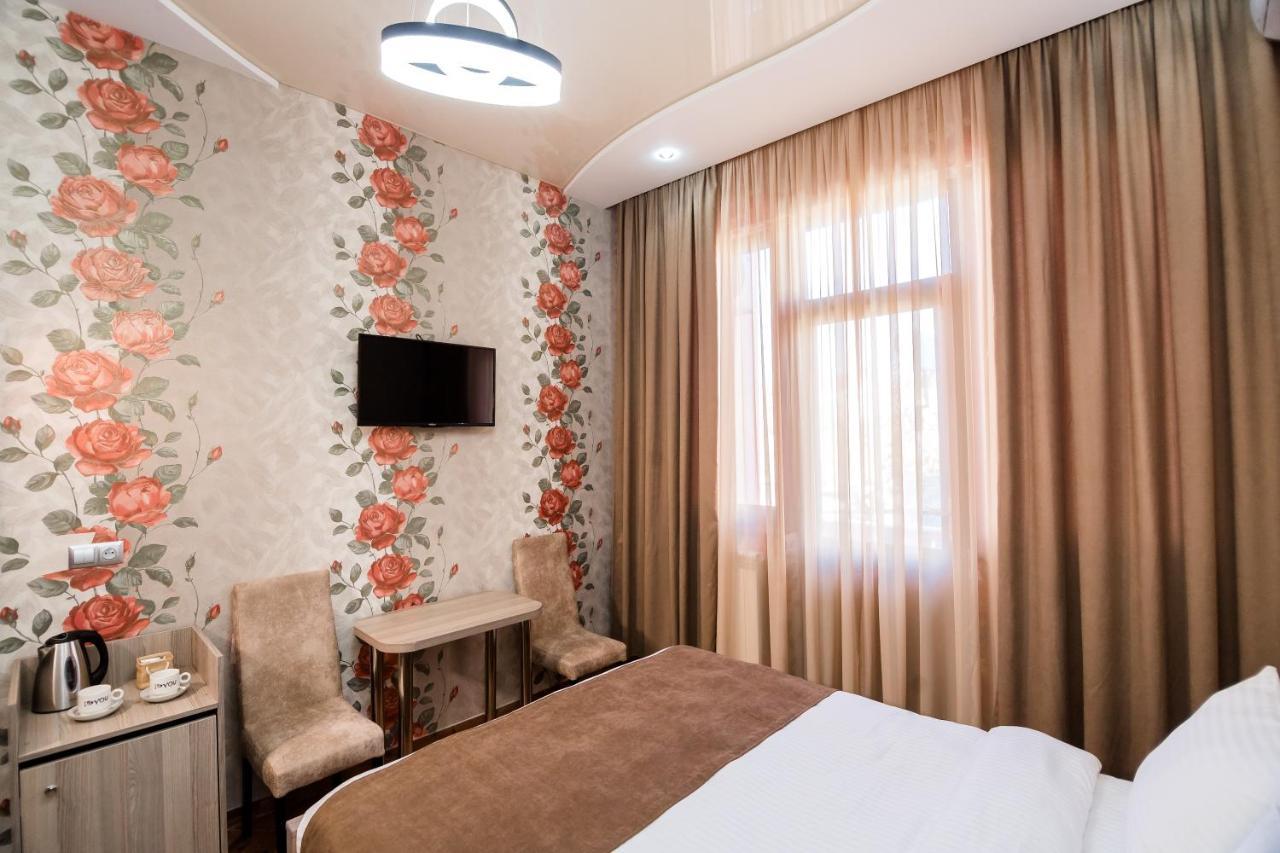 George Hotel Тбилиси Экстерьер фото