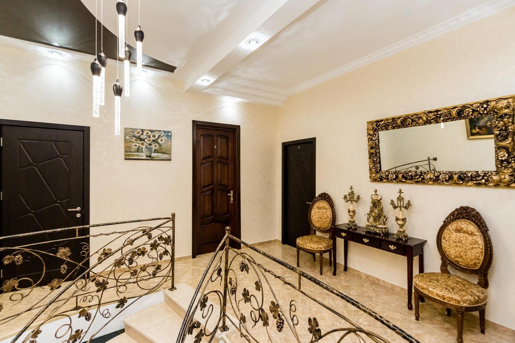 George Hotel Тбилиси Экстерьер фото