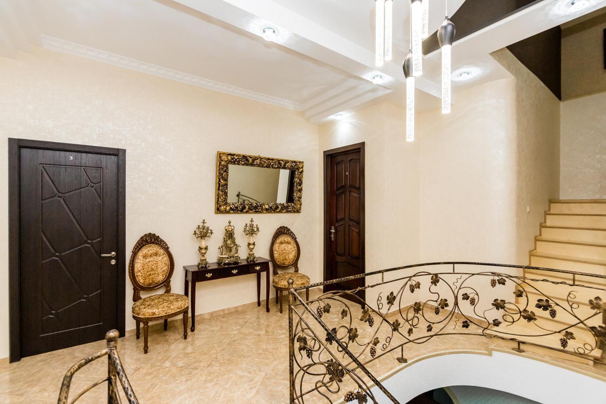 George Hotel Тбилиси Экстерьер фото